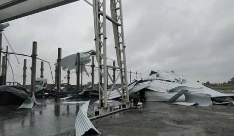 La fuerte tormenta provocó daños en Romang.
