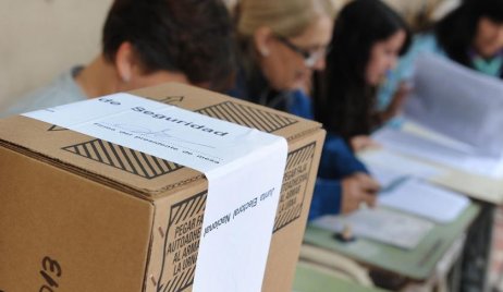 Elecciones PASO 2023: cómo anotarse para ser autoridad de mesa y cuánto cobran