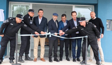 Brilloni inauguró el nuevo edificio de la comisaría 6° de Malabrigo