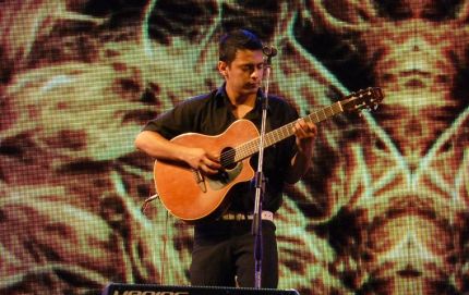 El guitarrista Brunito Ortiz tocará este sábado en Romang