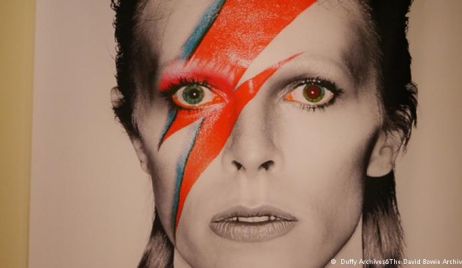 Murió el legendario músico británico David Bowie