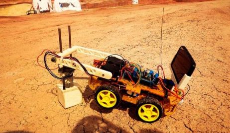 Un mendocino de 20 años presentó en Estados Unidos un robot que diseñó para la NASA