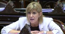 Alejandra Rodenas criticó al ministro de Finanzas Luis Caputo