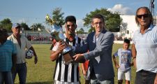 Huracán campeón de la “Copa Ciudad de Vera”.