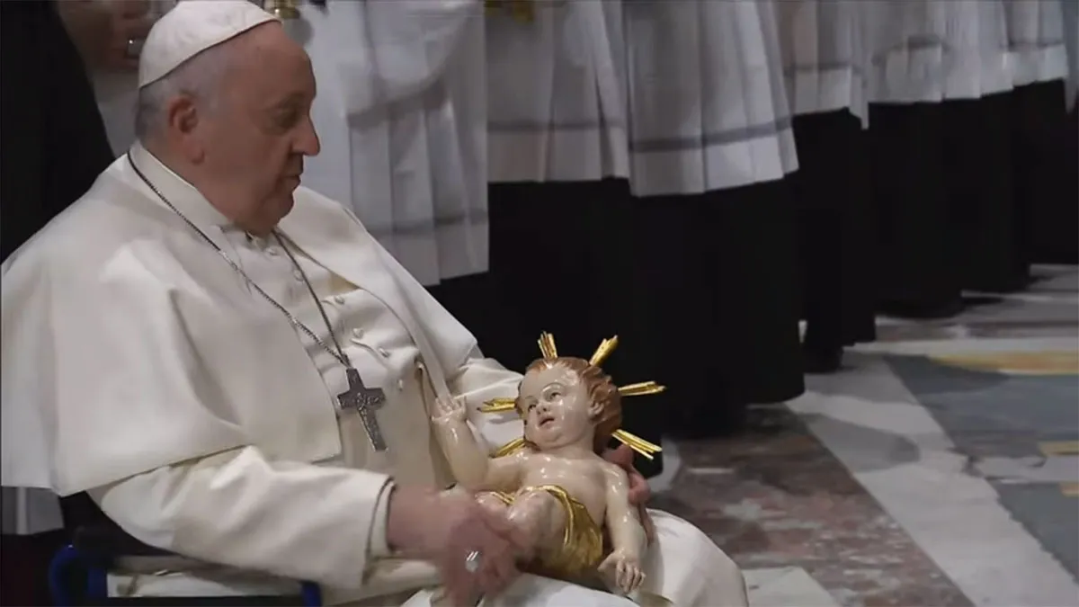 El Papa Francisco en Navidad: ¡Cristo ha nacido por ti! Alégrate porque no estás solo