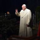 El Papa presidió su segundo Vía Crucis en el Coliseo Romano