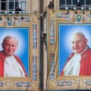 Ante un millón de fieles, Francisco celebró la canonización de Juan Pablo II y Juan XXIII