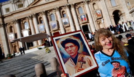 El papa Francisco proclamó santo al cura Brochero