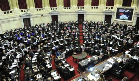 Tras el escándalo, diputados suspendió los adicionales