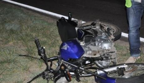 Picadas de motos produce accidente fatal, un muerto y un herido grave en Las Toscas.