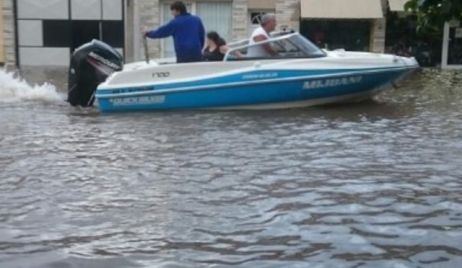Al menos 500 evacuados en Santa Fe por la inundaciones