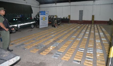 GENDARMERÍA INCAUTÓ EN MÁS DE 780 KILOS DE MARIHUANA