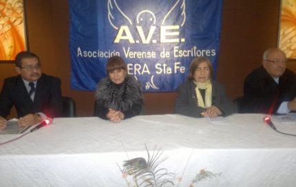 AVE y la presentación del libro 