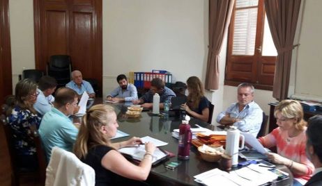 La provincia aprobó 50 aportes para Municipios y Comunas