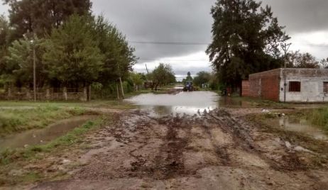 SOSA RECORRIÓ ZONAS AFECTADAS POR LAS INTENSAS LLUVIAS Y GESTIONA AYUDA ANTE EL GOBIERNO