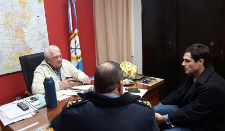 EL SENADOR SOSA SE REUNIÓ CON EL FISCAL Y EL JEFE DE POLICÍA POR LA DESAPARICIÓN DE ROSALIA JARA