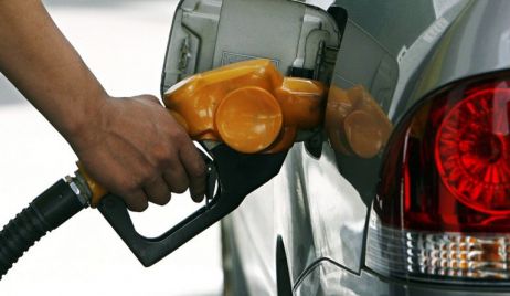 El gobierno libera el precio de los combustibles a partir del 1º de octubre