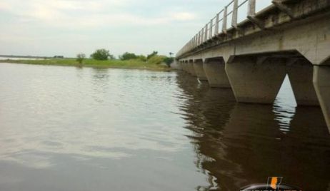 Joven baleado mientas pescaba en  el 