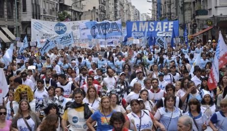 Paro y movilización docente para este miércoles.