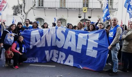 Micro de Amsafe  Vera: 2da. Marcha Federal Educativa.