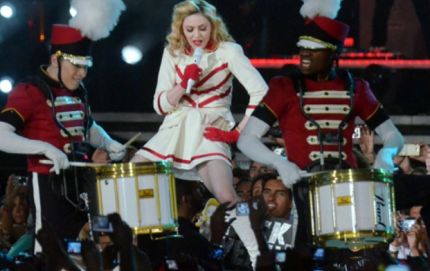 Madonna dio en Córdoba un recital que empezó tarde y luego se paró por un corte de energía