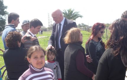 La provincia entrego 12 Viviendas en Intiyaco