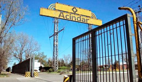 Acindar despidió a todos los empleados de la planta Navarro