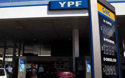 Desde hoy YPF ajusta un 6 por ciento el precio de los combustibles