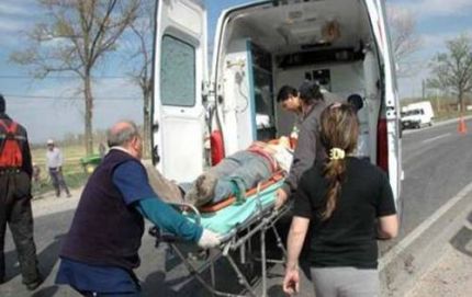 Dos personas fallecieron y hay otras heridas por un vuelvo en Ruta 11
