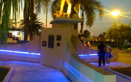 NUEVA LUMINARIA EN EL MONUMENTO NACIONAL  AL HACHERO