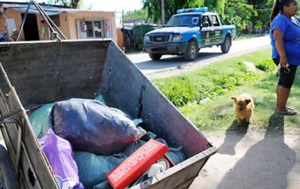 Narcos balean a sus hijos y los obligan a mudarse
