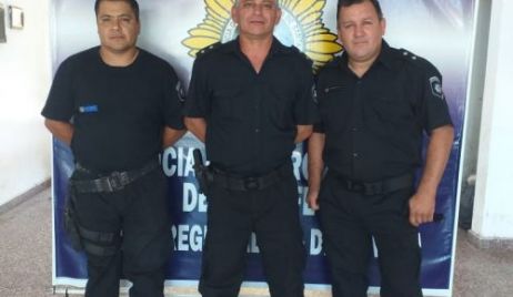 Policías realizaron maniobras de RCP y salvaron la vida a una mujer.