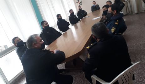 REUNION  DE TRABAJO CON LA PLANA MAYOR POLICIAL