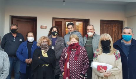 Reunión con vecinos por problemáticas en su barrio.