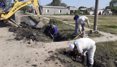 TRABAJOS DE MANTENIMIENTO EN BARRIO ITATÍ