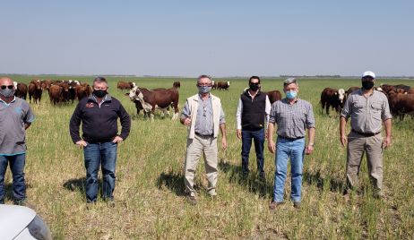 Costamagna recorrió establecimientos agropecuarios del centro - norte santafesino