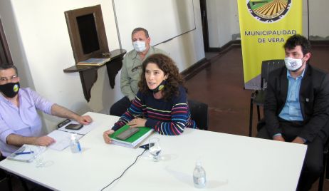 La Intendente Paula Mitre presidió la reunión con directivos por el F.A.E.