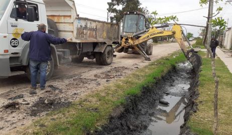 Tareas de mantenimiento que viene realizando el municipio verense.