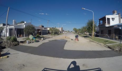 Colocación de tubos, cámaras de decantación y bacheo