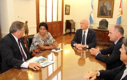 La provincia entregó un aporte de 182 mil pesos a la comuna de Tartagal