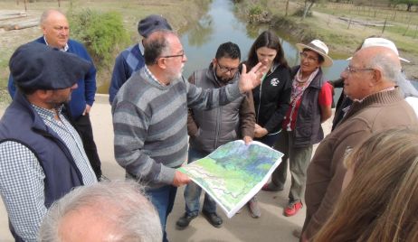 PRODUCTORES RECORRIERON LOS BAJOS SUBMERIDIONALES