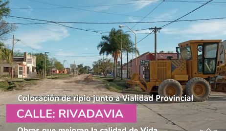 La Municipalidad y el Gobierno Provincial realizan la obra de ripiado de calle Rivadavia