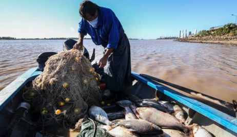 LA PROVINCIA ARTICULÓ CON NACIÓN UNA ASISTENCIA EXTRAORDINARIA A PESCADORES SANTAFESINOS