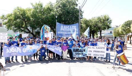 RECONQUISTA: CONCENTRACIÓN Y ACTO EN LA REGIONAL II DE EDUCACIÓN