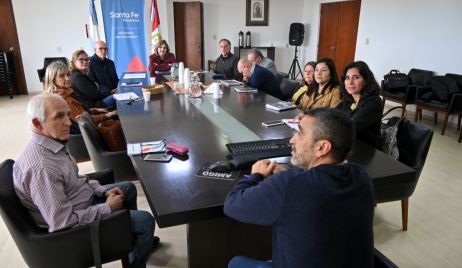 EL MINISTERIO DE EDUCACIÓN MANTUVO UN ENCUENTRO DE LA PARITARIA TÉCNICA CON GREMIOS DOCENTES