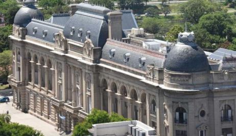 PARITRIAS: El gobierno provincial convocó a  gremios estatales