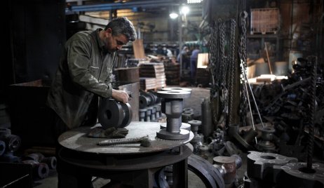 La industria cayó 20,4% anual en junio