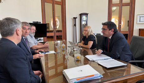 La Fiscal General se reunió con los ministros de Gobierno e Innovación Pública y de Economía