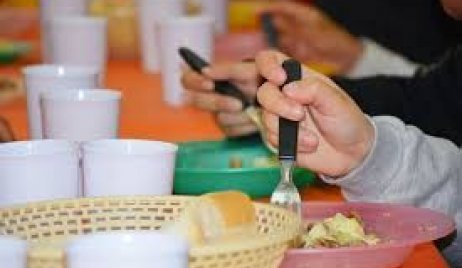 Aseguran que no alcanza la asistencia alimentaria en comedores escolares