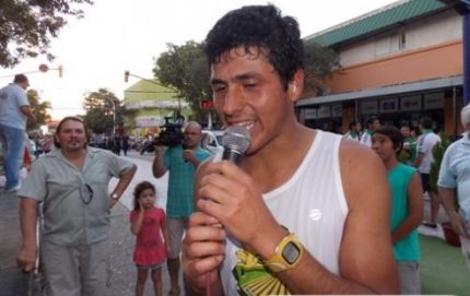 Héctor Gómez y Fátima Romero, los ganadores de Corrida Internacional 